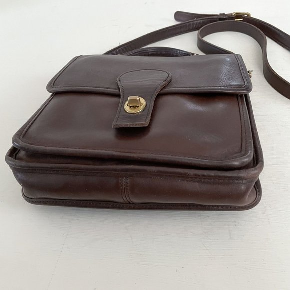 Coach 90s Vintage Brown Leather Station Crossbody Bag 5130 Costa Rica 1999 - Picture 4 of 12
